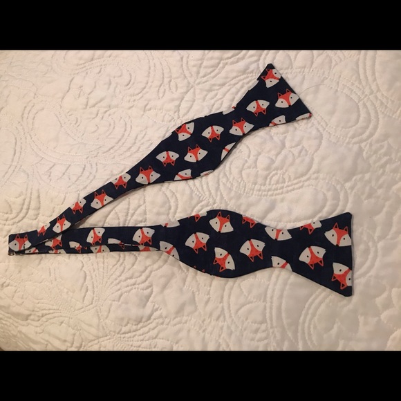 Fox Box tie 🦊 - Picture 2 of 3